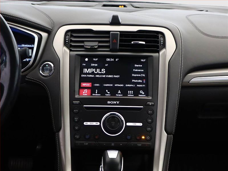 Ford Mondeo (2018) Vignale 2.0 Hybrid, Automat - fotka 10 z 18