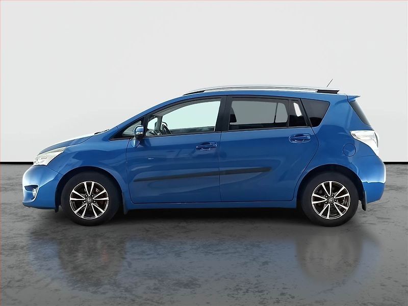 Toyota Verso (2013) 1.8 Valvematic, ČR,1.maj - fotka 3 z 17