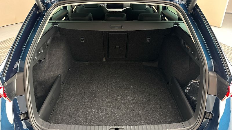 Škoda Octavia 1.5 TSI Style Combi - fotka 17 z 27