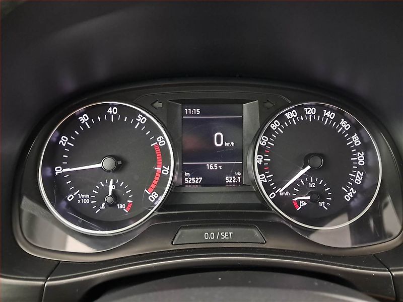Škoda Fabia (2018) 1.0 TSI, Park. senzory - fotka 11 z 19
