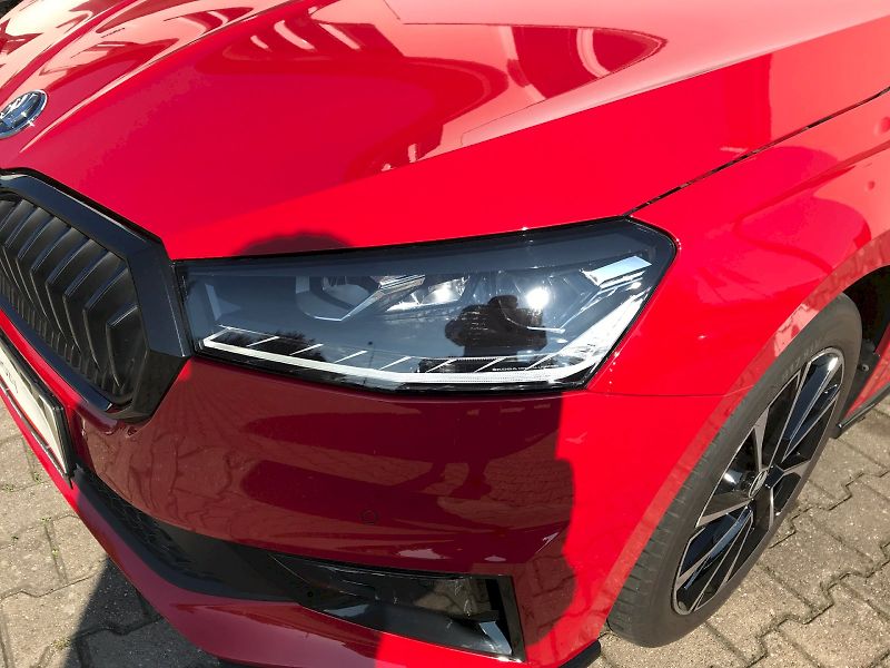 Škoda Fabia (2025) MONTE CARLO 1,0 TSI DSG - fotka 22 z 28