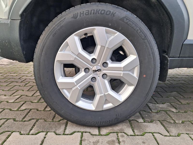Dacia Duster (2026) Expression mild hybrid 140    - fotka 27 z 27