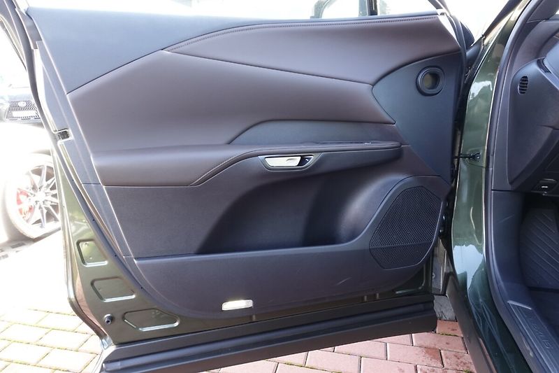 Lexus RX 450h plus ZLEVNĚNO RX450h+ Plug-in Execu - fotka 10 z 33