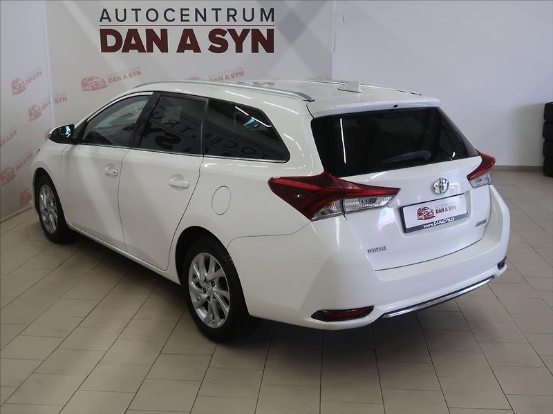 Toyota Auris 1,6 původ ČR! - fotka 6 z 39