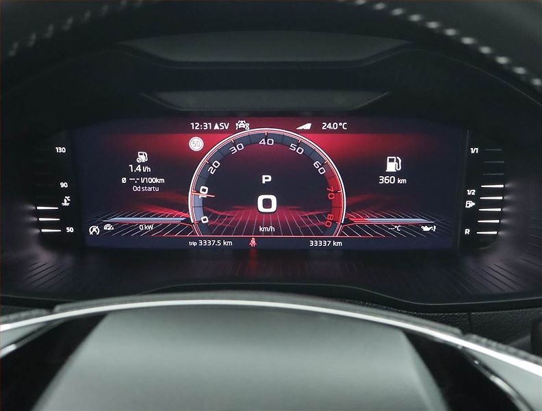 Škoda Karoq (2023) Sportline 1.5 TSI - fotka 11 z 16