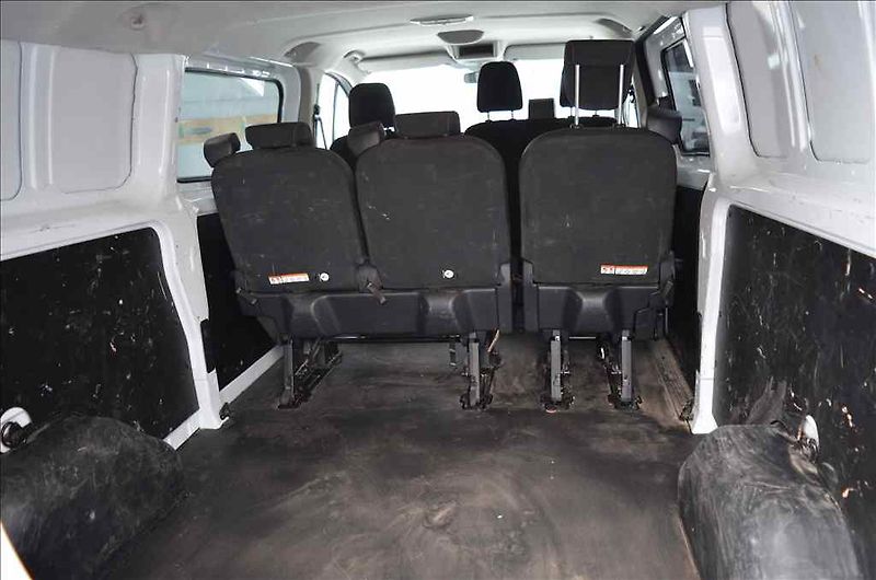 Ford Transit (2022) CUSTOM 2,0 D - fotka 11 z 17