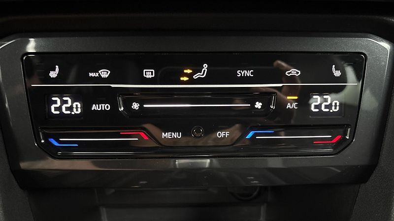 Volkswagen Tiguan Allspace 2.0 TDI DSG 4MOTION R-Line - fotka 13 z 30