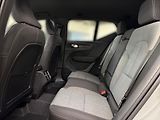 Volvo XC40 (2026) 2,0 B3 Black Edition 7964 - náhled 11