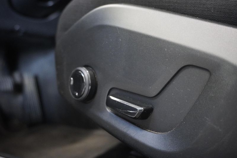 Volvo V90 2.0 D4 MOMENTUM AUTOMAT 8st. - fotka 15 z 31