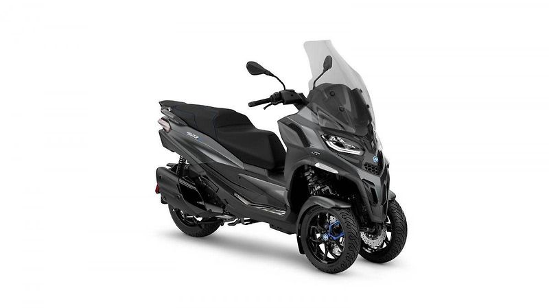 Piaggio MP3 400 (2026) MP3 Sport 400 E5+ - fotka 1 z 9