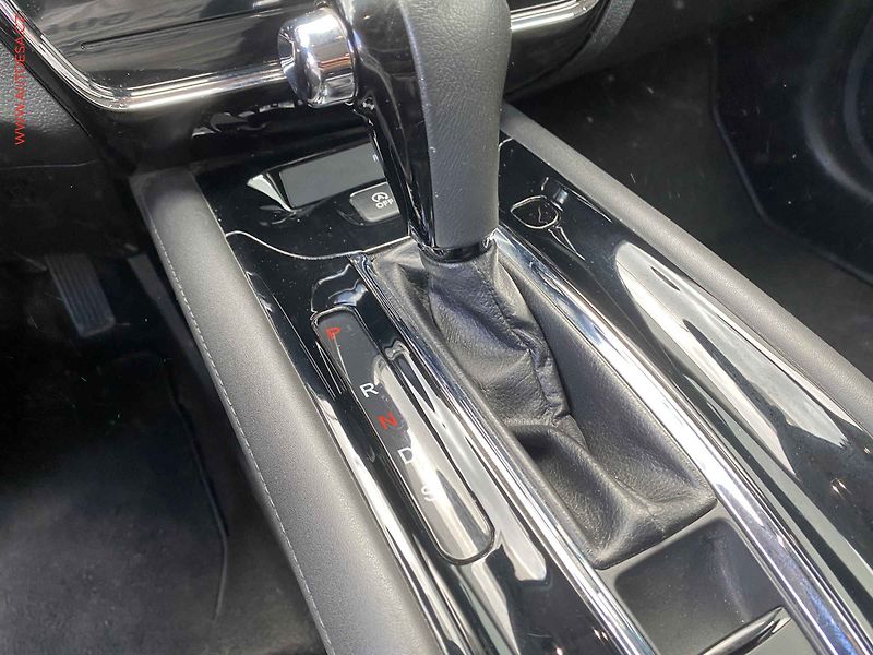 Honda HR-V (2016) 1.5i-VTEC, Executive, AT - fotka 15 z 17