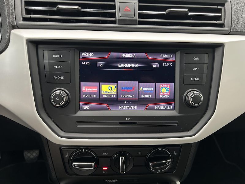 Seat Arona 1.0 TGI Xcellence - fotka 19 z 29