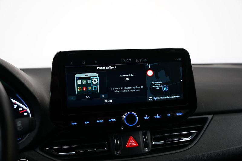 Hyundai i30 - fotka 18 z 24