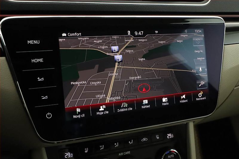 Škoda Superb (2017) 2.0 TDI, Automat, Kůže, Navi - fotka 13 z 20