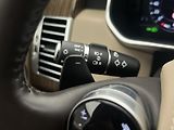 Land Rover Range Rover 4,4 SDV8 VOGUE AWD AUT - náhled 29