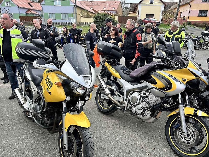 Žehnání motorek v Puclicích.