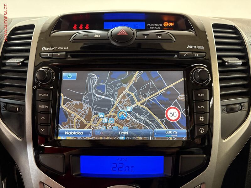Hyundai ix20 (2016) 1.6 CRDi, Executive, panor - fotka 11 z 16