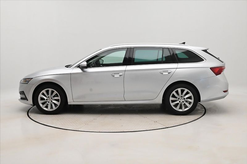 Škoda Octavia 2,0 TDI 85 kW Ambition Záruka - fotka 8 z 30