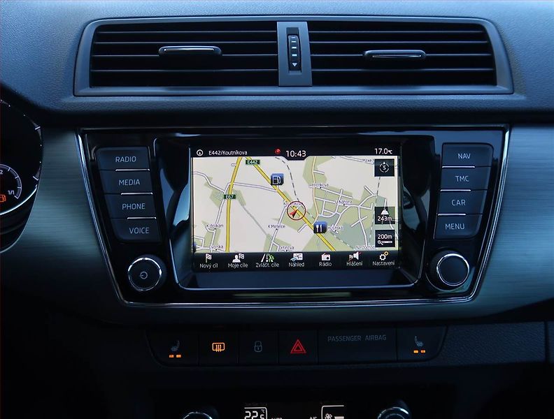 Škoda Fabia (2019) Style 1.0 TSI, Serv.kniha - fotka 13 z 23