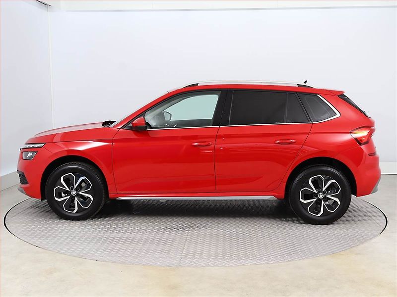 Škoda Kamiq (2023) Style 1.0 TSI - fotka 3 z 17