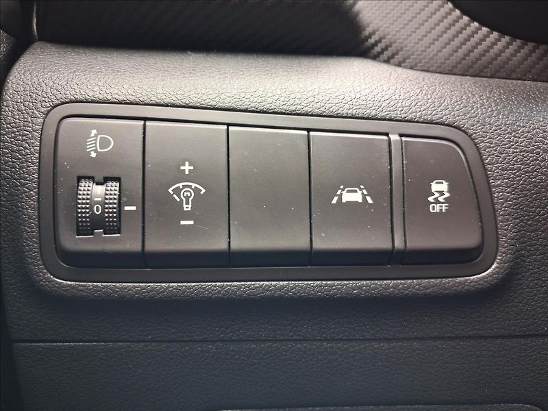 Hyundai Tucson 1,6 GDI Adventure - fotka 11 z 21