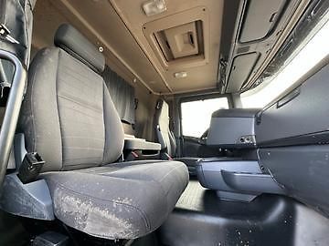 Scania (2016) R450 8x4 valník + HR EURO 6 - fotka 11 z 17
