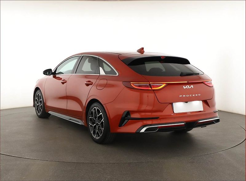 Kia Pro_Ceed (2025) GT Line Plus 1.5 T-GDI - fotka 4 z 20