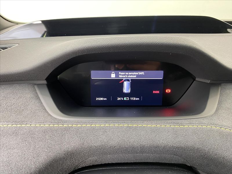 Škoda Elroq RS 84kWh 250kW 4x4 85 - fotka 11 z 29