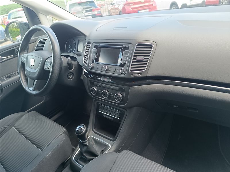 Seat Alhambra 1,4 TSi Style - fotka 12 z 22