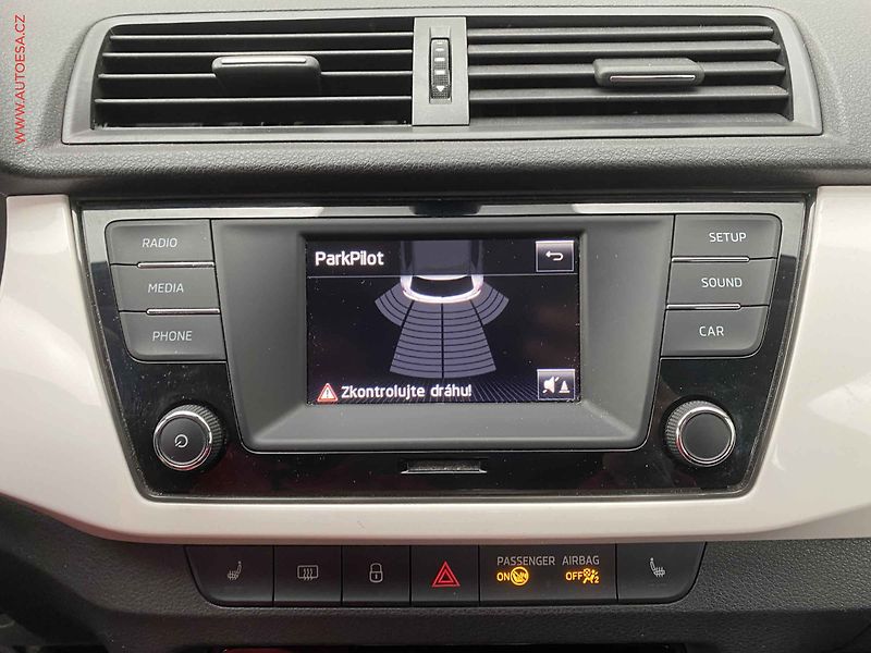 Škoda Fabia (2015) 1.2 TSi, Sport - fotka 16 z 16