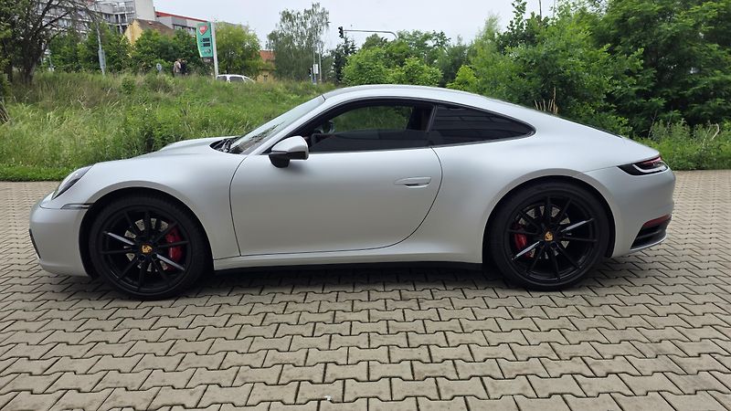 Porsche 911 (2020) 4S BOSE SERVIS TOP STAV - fotka 7 z 14