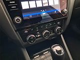 Škoda Octavia (2018) Style 2.0 TDI, Automat - náhled 21
