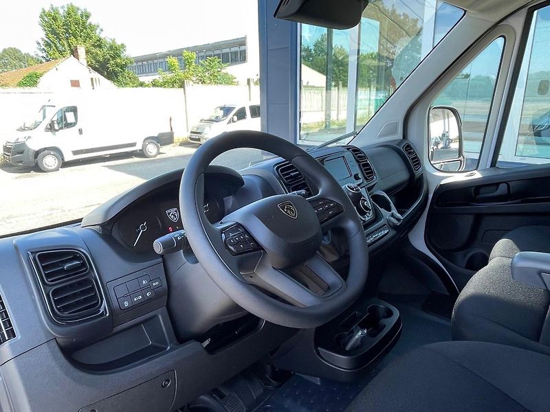 Peugeot Boxer (2024) FT 3500 L3H2 2,2 BHdi 180k - fotka 2 z 6