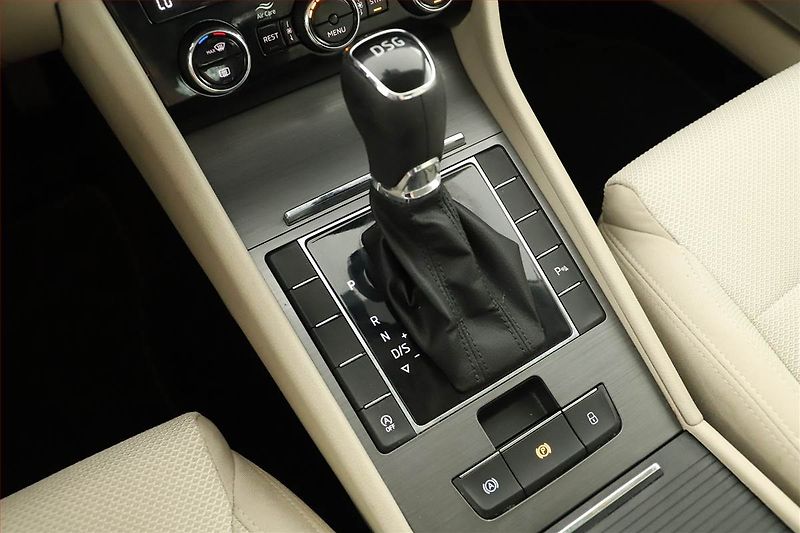 Škoda Superb (2019) Style 1.5 TSI, Automat - fotka 14 z 20