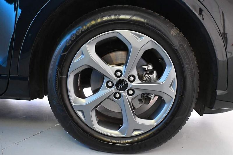 Ford Kuga (2024) 1.5 ST-LINE LED Virtual Kamera - fotka 30 z 33