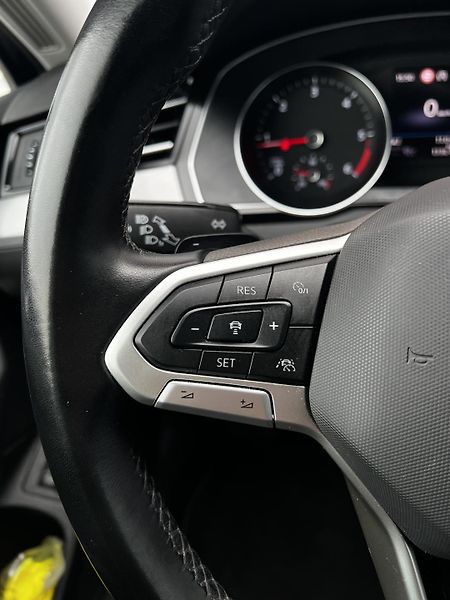 Volkswagen Passat 2.0TDI DSG 110kW Business DPH - fotka 11 z 24