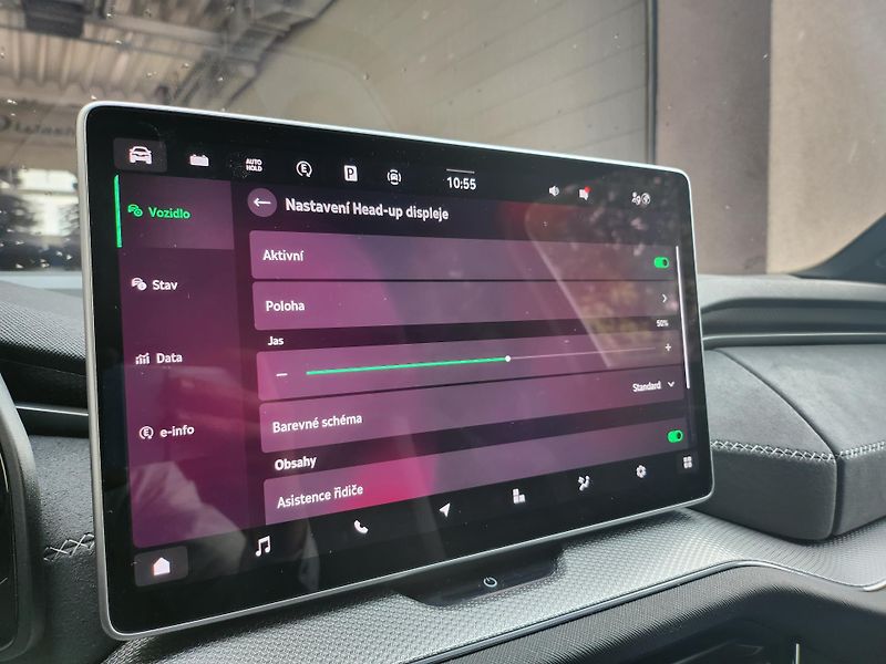 Škoda Kodiaq Sportline iV 1.5 TSI 150kw DSG - fotka 21 z 28