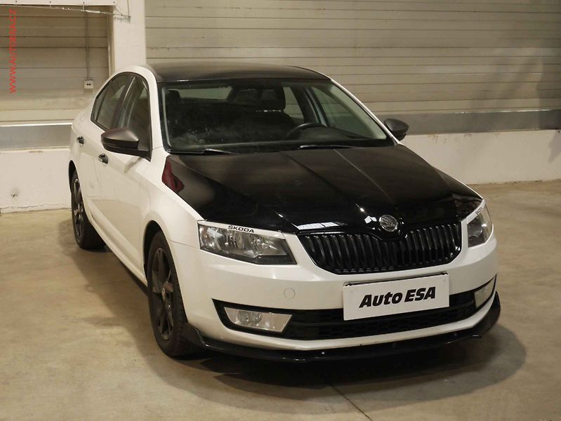 Škoda Octavia (2015) 1.6 TDi, ČR, AC - fotka 1 z 15