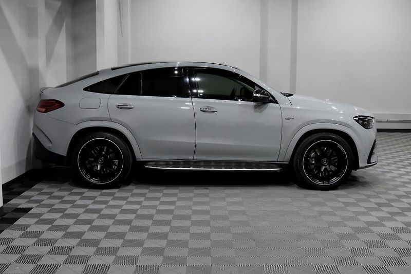 Mercedes-Benz GLE Coupé 53 AMG 4MATIC+ 320 kW - fotka 4 z 53