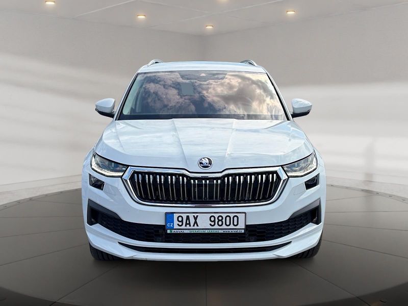 Škoda Kodiaq (2023) L&K 2.0TSI 140kW DSG 4x4 TAŽNÉ - fotka 2 z 11