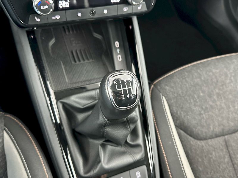 Škoda Kamiq (2025) 1.0TSI 85kW Top Selection - fotka 24 z 31