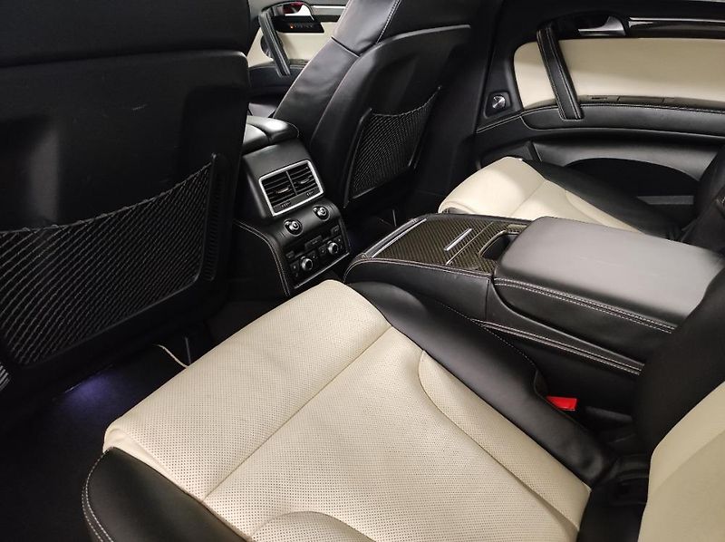 Audi Q7 (2010) 6.0 V12 TDI 368KW, SPLÁTKY  - fotka 8 z 19