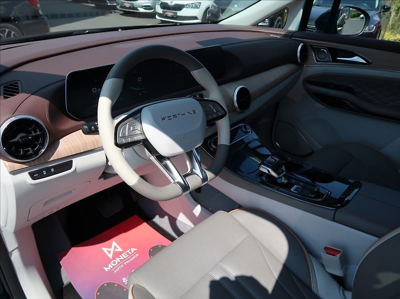 Dongfeng U-Tour 1,5 T,130kW,1majČR,ExclusiveFR - fotka 9 z 37
