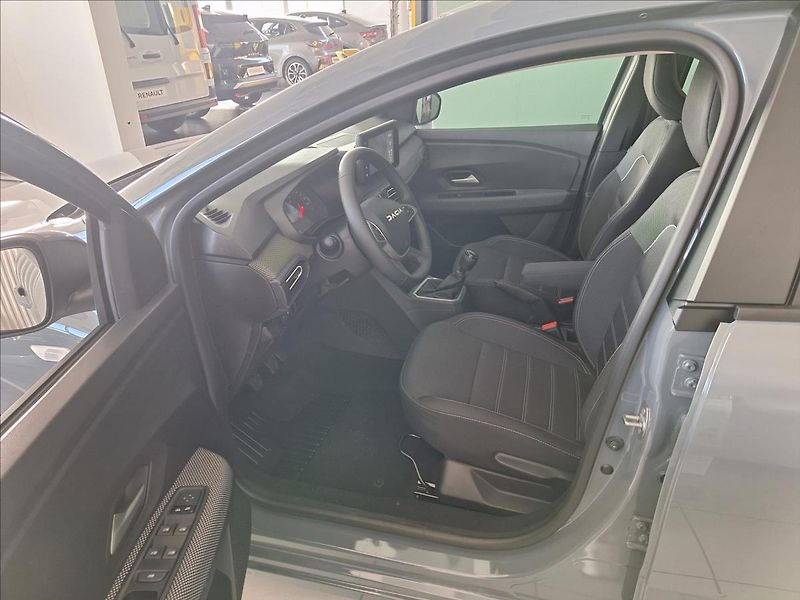 Dacia Sandero (2025) 1,0 ECO-G100 LPG  Expression - fotka 9 z 15