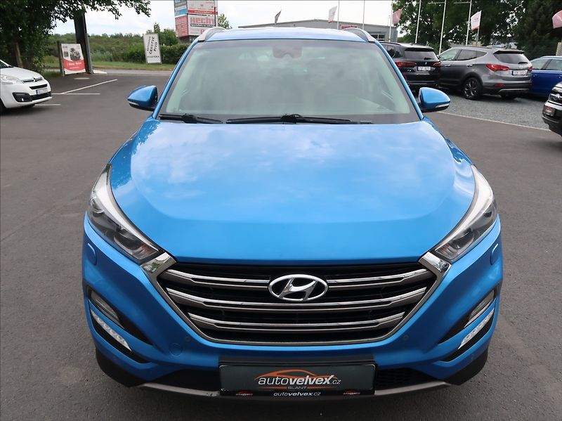 Hyundai Tucson 2,0 CRDi,100kW,1majČR,4x4,S.kn - fotka 7 z 31