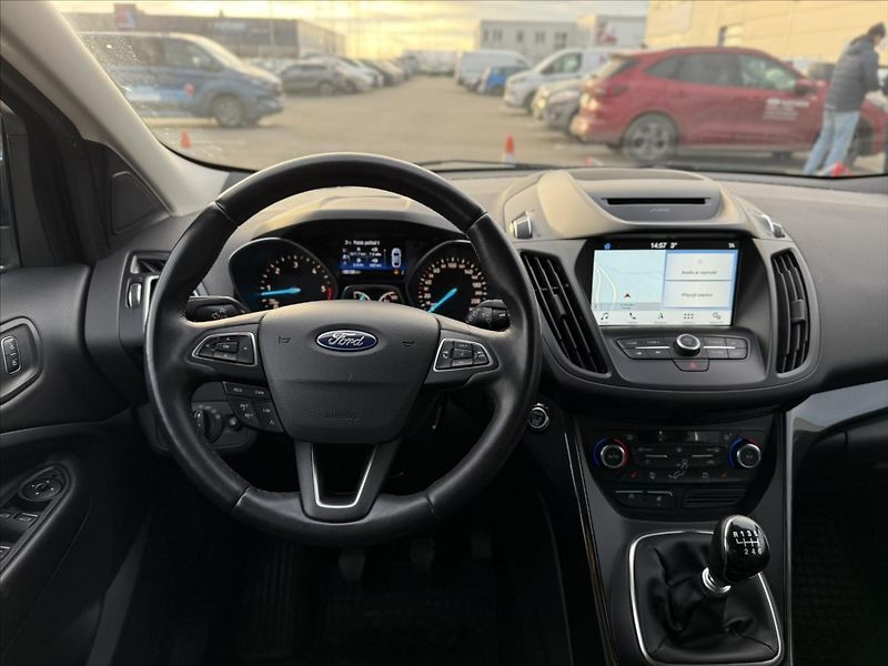 Ford Kuga 2,0 TDCi 110kW Titanium CZ - fotka 14 z 21