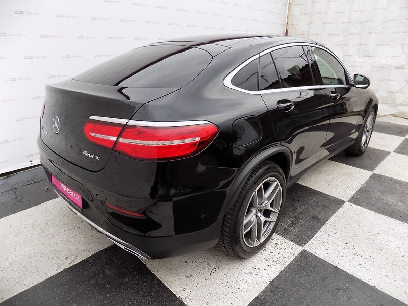 Mercedes-Benz GLC (2018) 250d/AMG Line/4-Matic/ČR/DPH/ - fotka 4 z 40