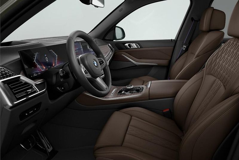 BMW X5 xDrive40i - fotka 3 z 4