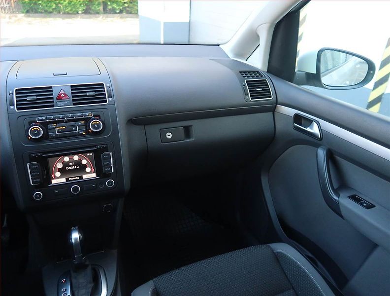 Dacia Logan (2017) 1.0 SCe, ČR,1.maj - fotka 8 z 14