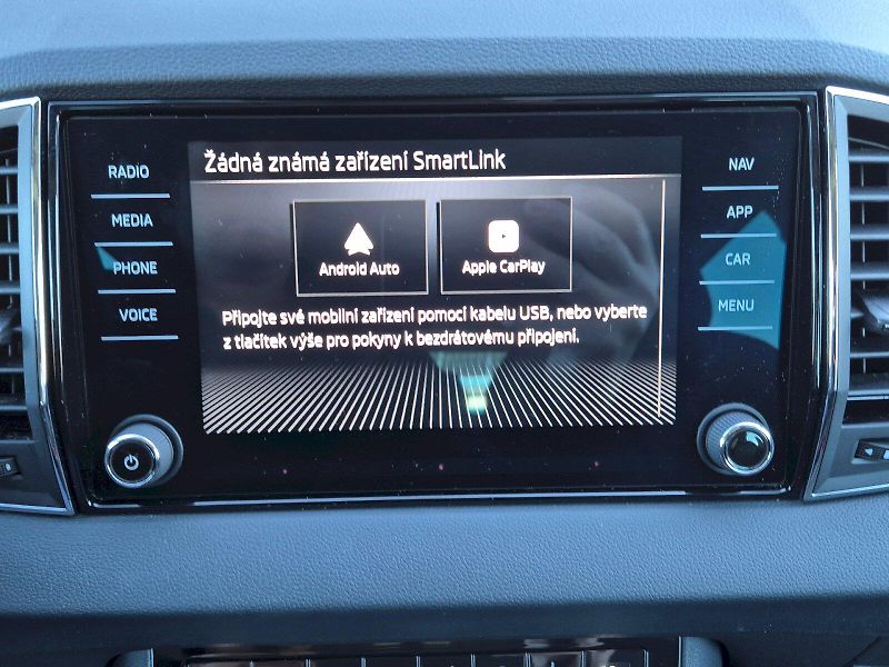 Škoda Karoq (2024) Top Selection 1.5 TSI 110 kW 7 - fotka 24 z 34